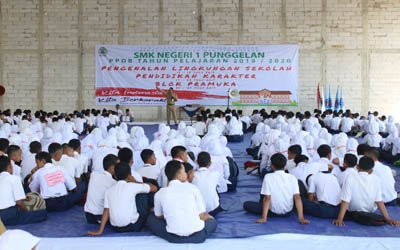 Kegiatan Pengenalan Lingkungan Sekolah Tahun 2019 SMKN 1 Punggelan