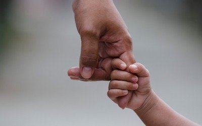 PENGARUH ORANG TUA TERHADAP PERKEMBANGAN ANAK