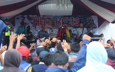 HUT ke-13 SMKN 1 Punggelan dilakukan di Lapangan Utama