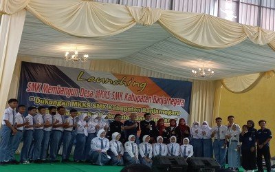 Launching SMK Membangun Desa di SMKN 1 Punggelan